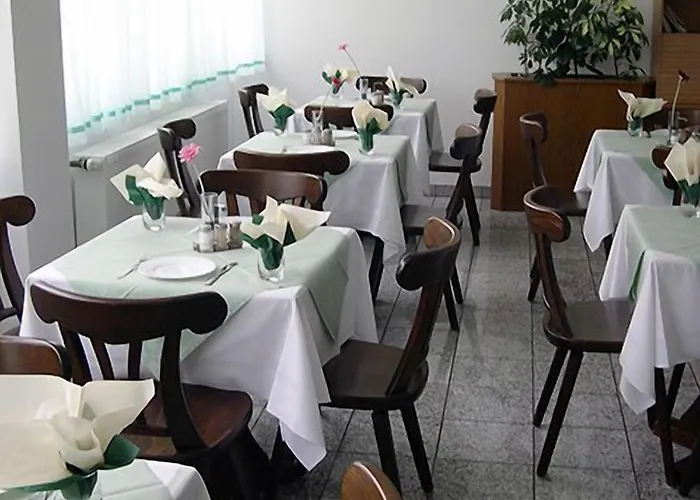 Hotel Rossija 3*