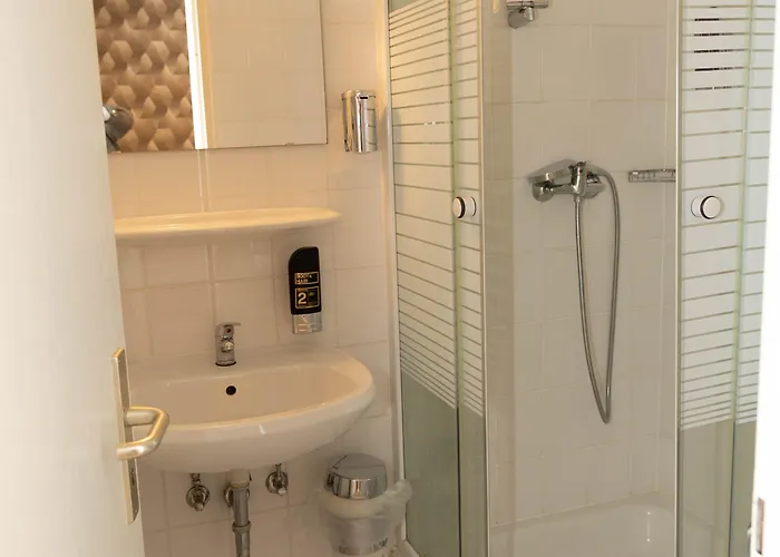 Hotel Rossija 3*